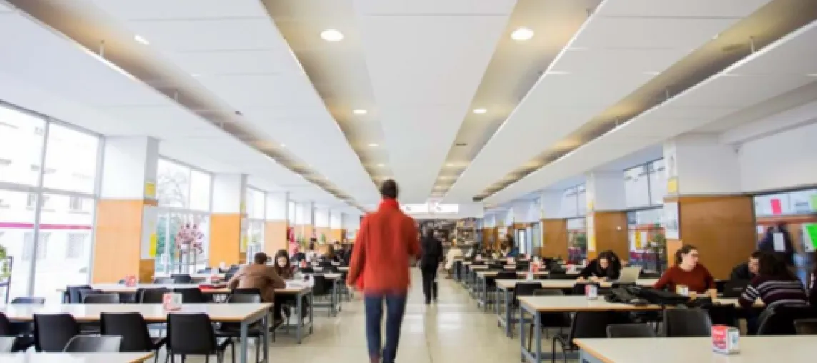 mensa universitaria